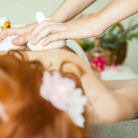 ホテル Real Abadia, Congress &